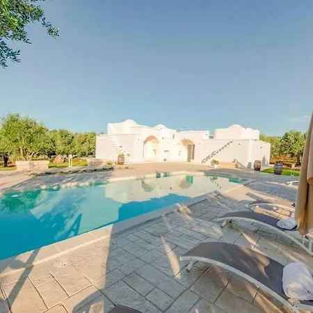Saracena Villa *